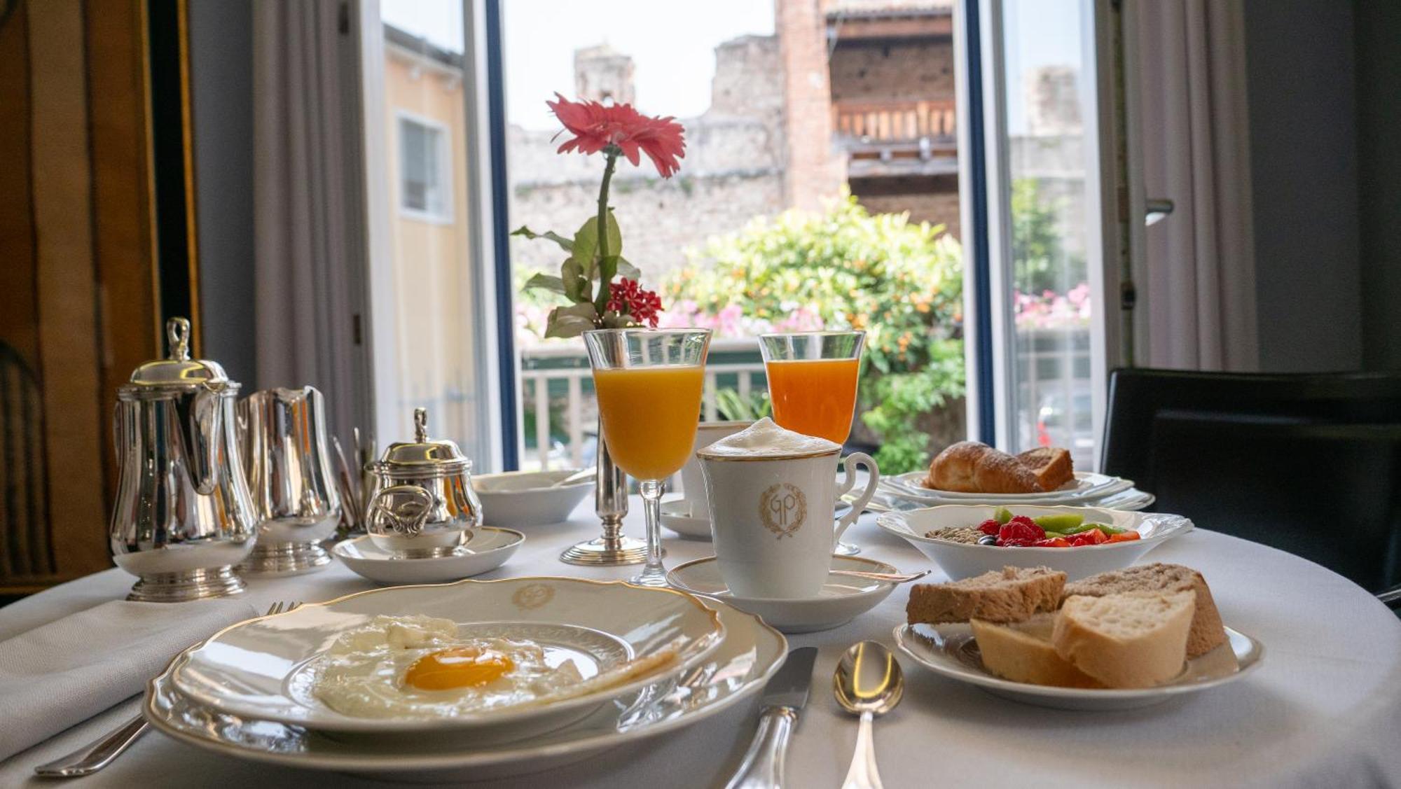 Hotel Villa Cansignorio لاتيزي المظهر الخارجي الصورة